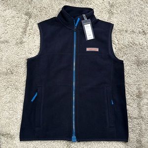 New with tags Vineyard Vines boys harbor fleece vest navy L